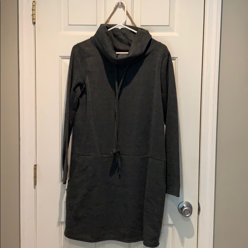 Sweatshirt dress